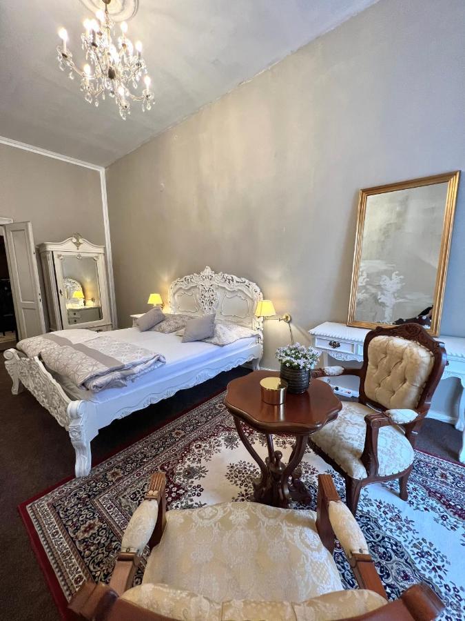 דירות Csaky Palace ברטיסלאבה מראה חיצוני תמונה
